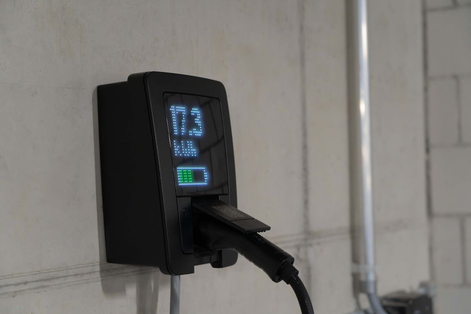 Hoe slimme laadpalen bijdragen aan energiemanagement thuis